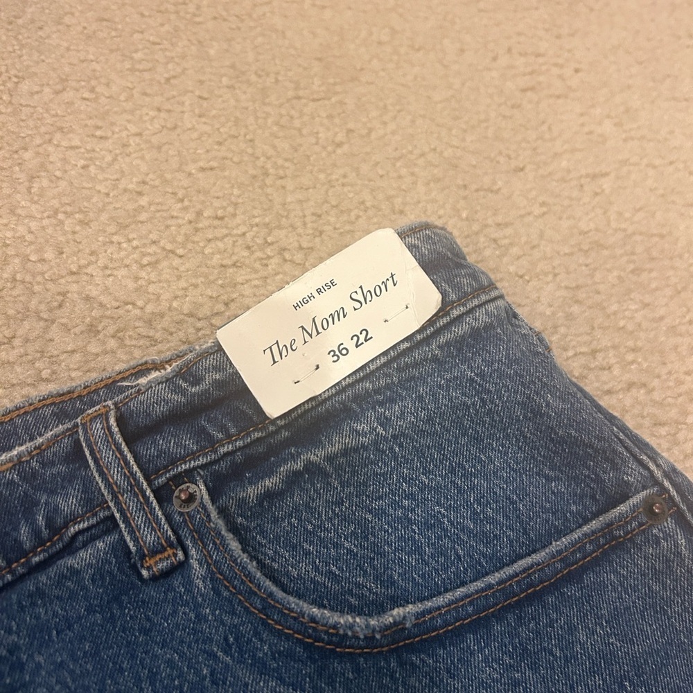 NWT Abercrombie & Fitch Mom Short High Rise - Picture 5 of 5